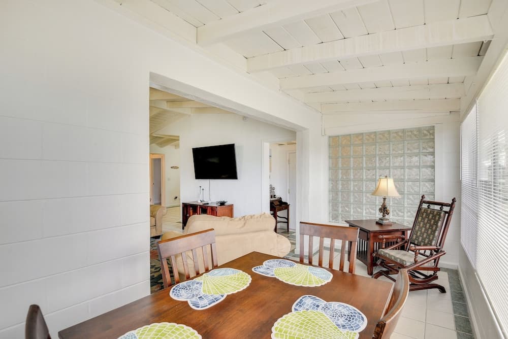 Ormond Beach Vacation Rental - Walk to Ocean!