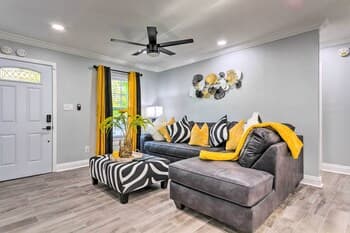 Pensacola Vacation Rental: Close to Beaches!