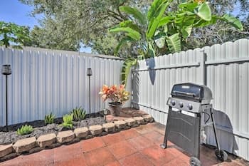 'poseidon's Place' ~ 1 Mi to Buccs Stadium!