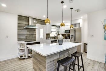 Single-story Sebring Retreat w/ Modern Finishes!