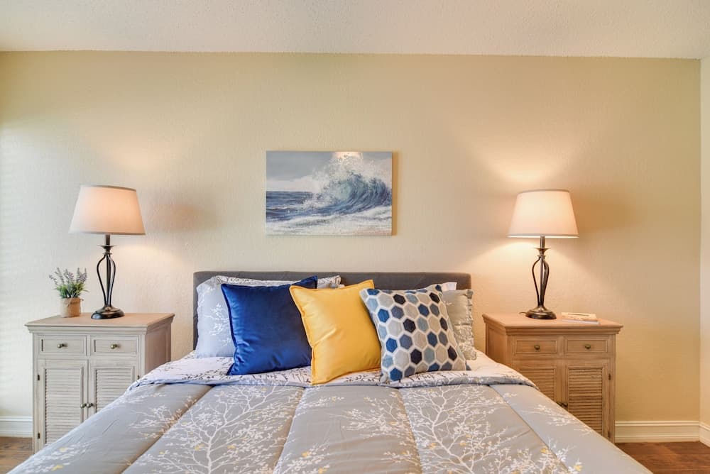 Sarasota Escape ~ 4 Mi to Siesta Key Beach!