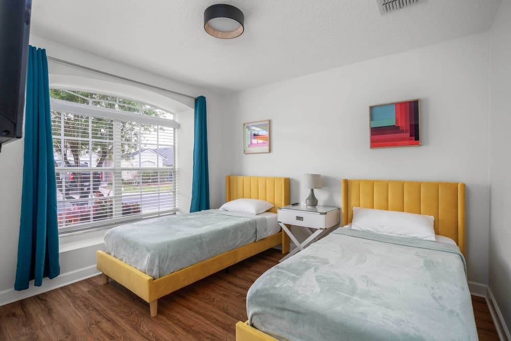 Davenport Vacation Home w/ Pool, Spa & Game Room!