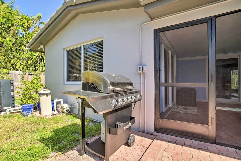 Wilton Manors Home w/ Pool ~ 4 Mi to Beach!