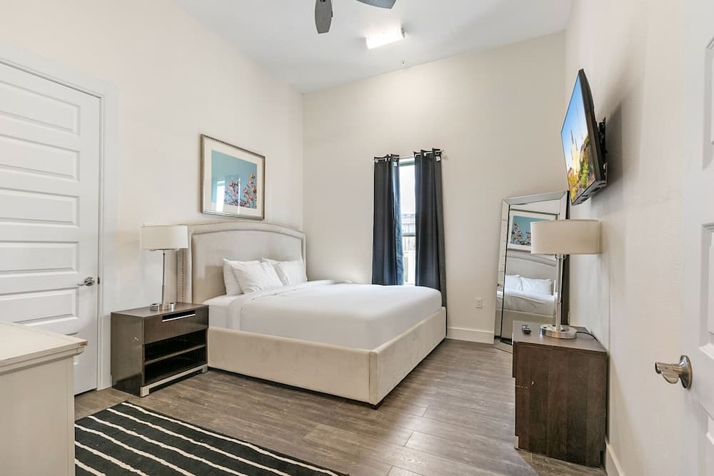 Stunning Condos Near French Quarter