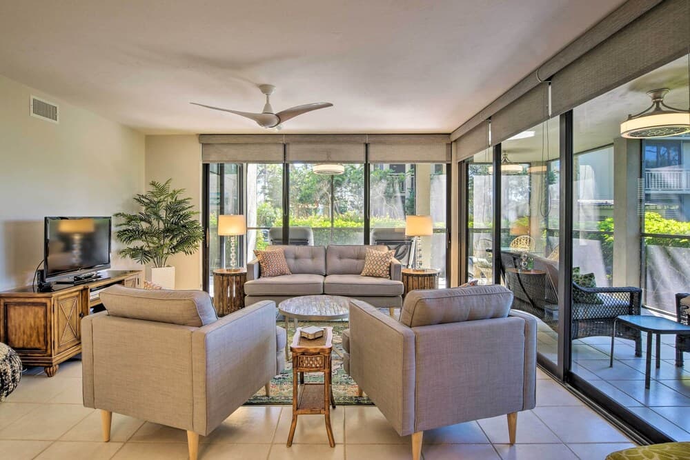 Bonita Springs Condo 4 Mi to Beach: Private Patio!