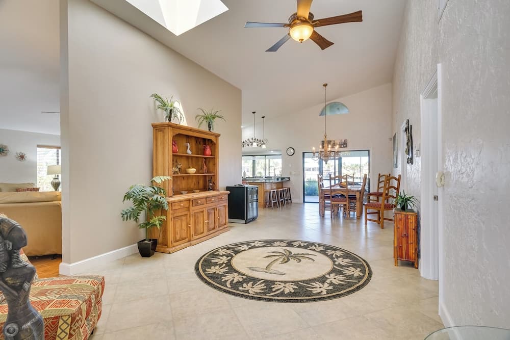 Private Dock: Canalfront Home in Cape Coral