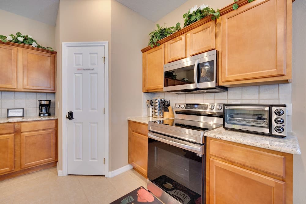 12 Mi to Disney + Private Pool: Watersong Getaway