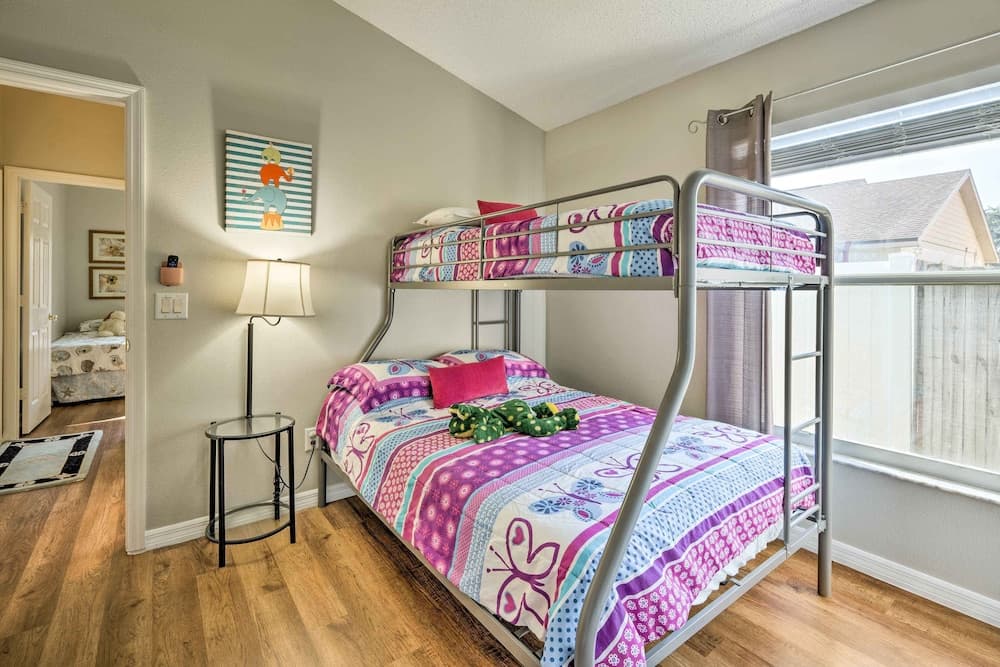 Kissimmee Escape w/ Lanai & Private Pool!