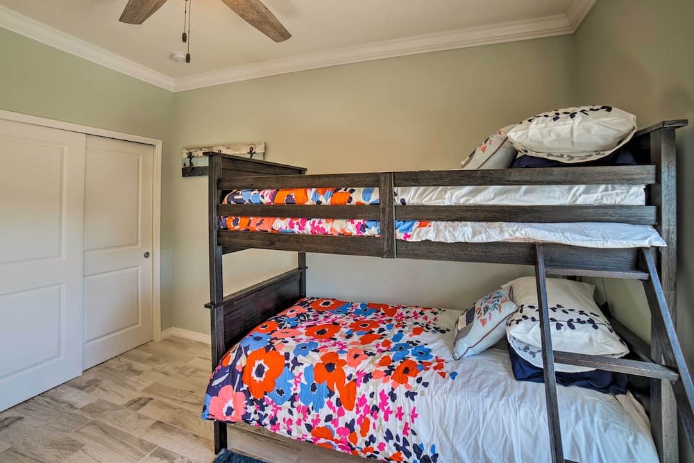 Lost Key Golf Resort Townhome < 1 Mi to Beach!