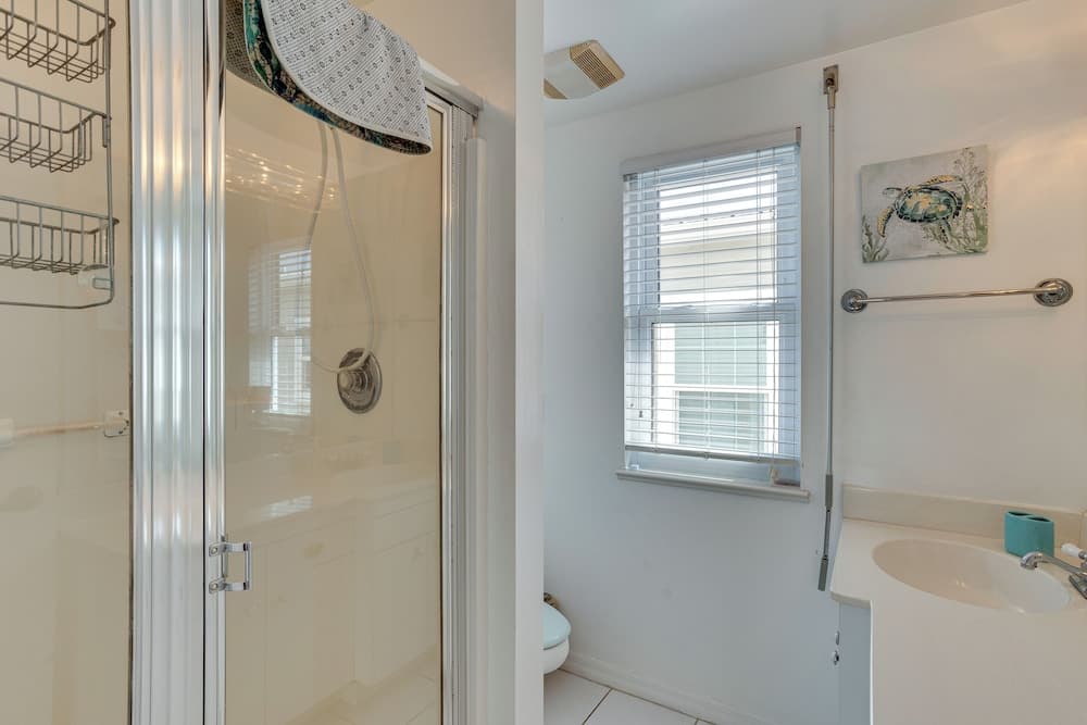 Nettles Island, Jensen Beach Home w/ Patio & Grill