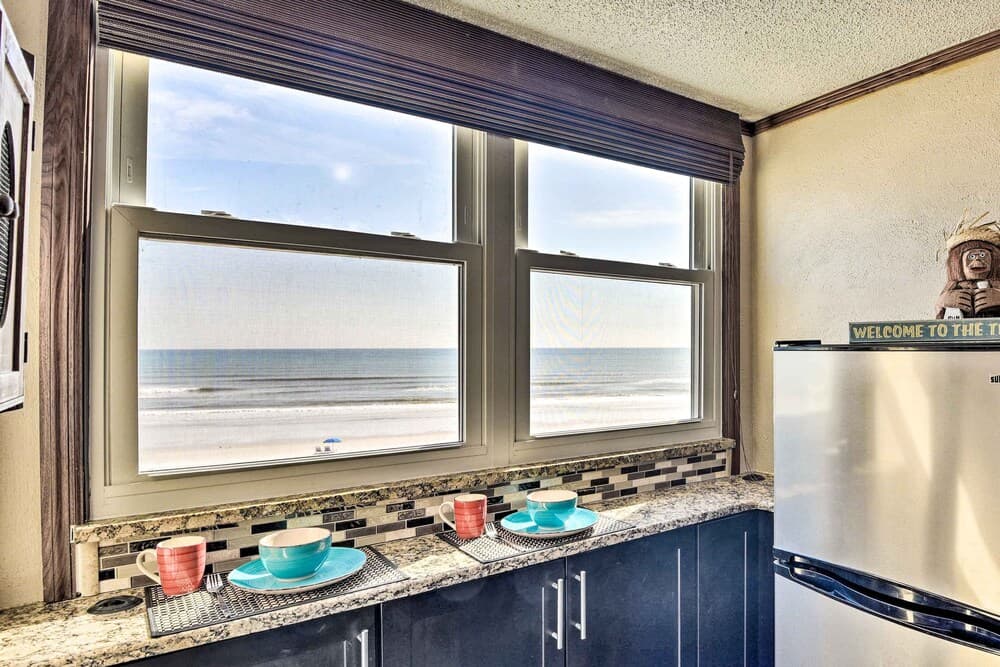 Oceanfront Daytona Beach Condo w/ New Pool!