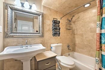 Oceanfront Daytona Beach Studio w/ Pool Access!