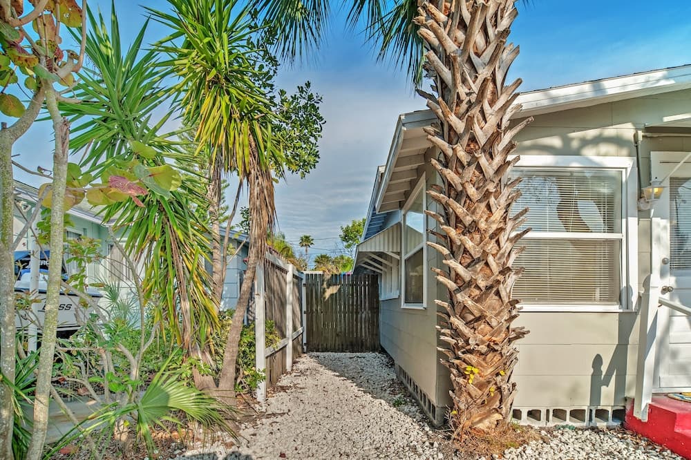 Treasure Island Cottage, Near Boardwalk & Beach!
