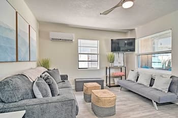 Well-appointed Madeira Beach Condo w/ Patio!