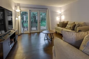 Gainesville Condo w/ Patio, 2 Mi to UF Campus!