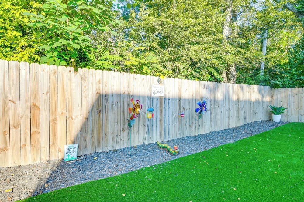 Greenville Escape w/ Deck + Fire Pit!