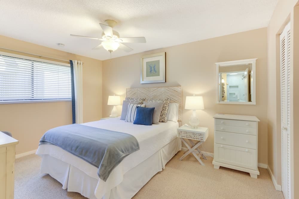 Walk to Beach: Hilton Head Island Resort Gem