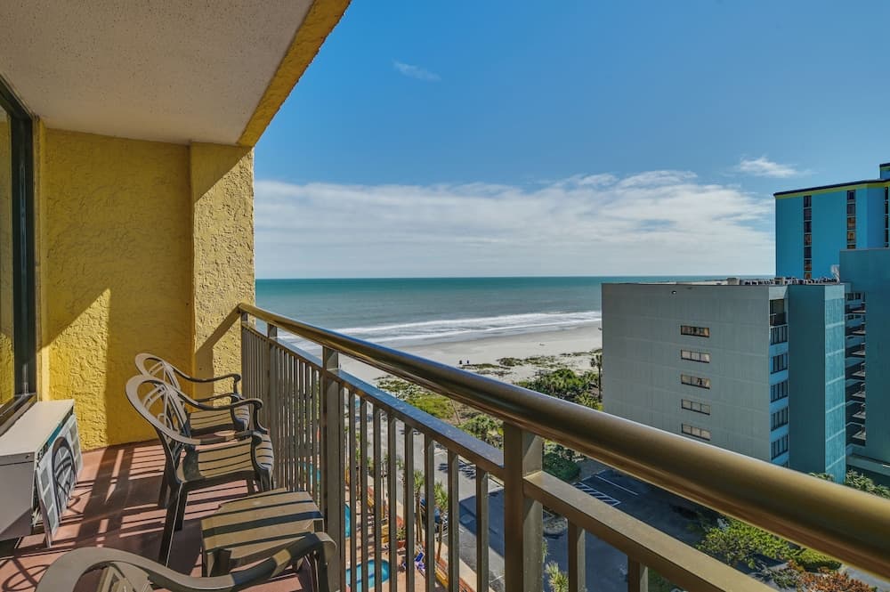 Oceanfront Condo w/ Pool Access in Myrtle Beach!