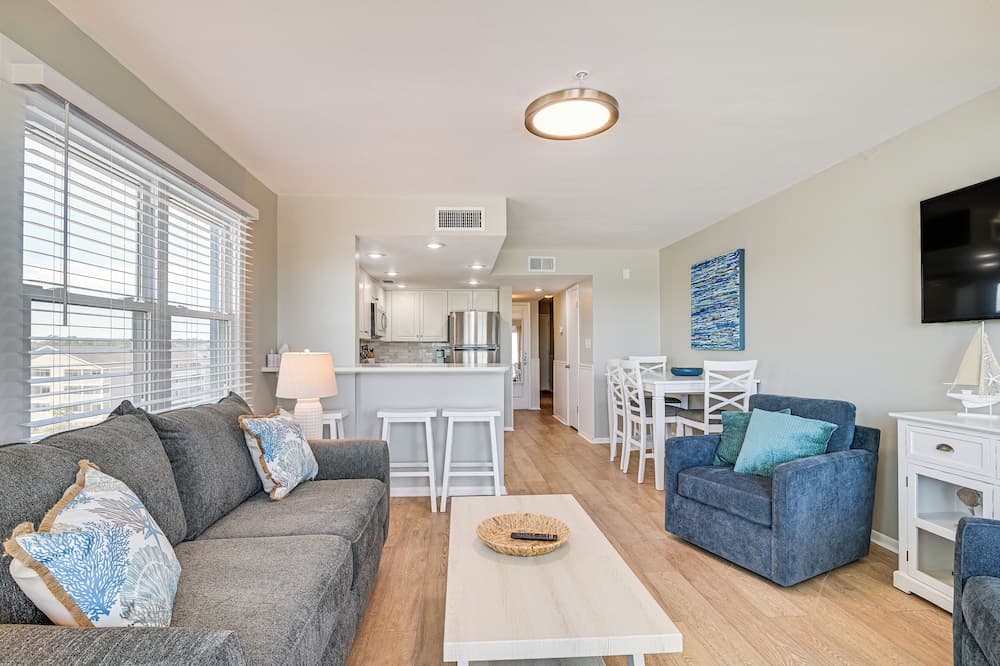 Murrells Inlet Condo on Garden City Beach!