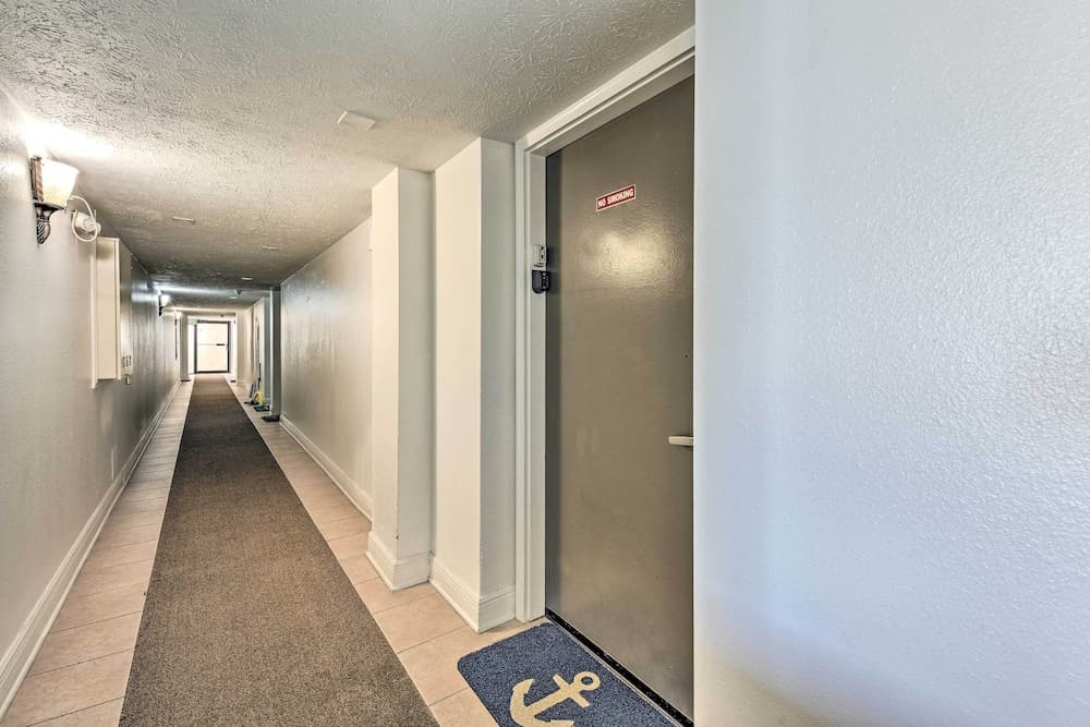 Panama City Beachfront Condo, Near Pier Park!