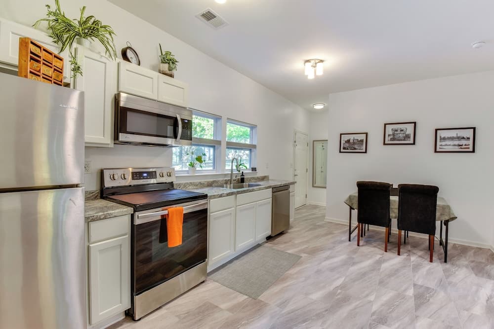 Wooded Cottage - 3 Mi to Clemson University