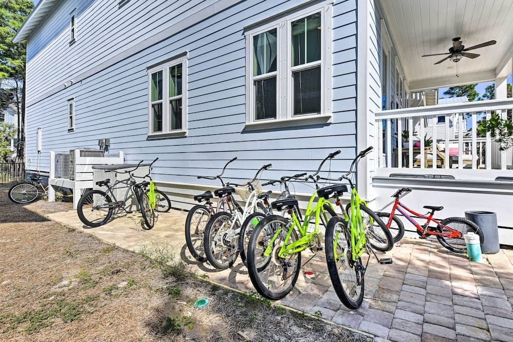 Santa Rosa Beach Retreat w/ Endless Amenities