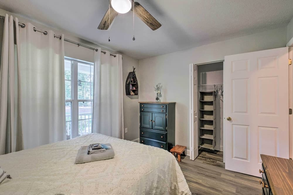 Serene Old Town Getaway Near Suwannee River!