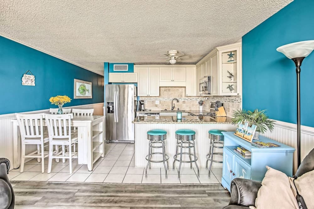 Beachfront Murrells Inlet Condo w/ Ocean Views