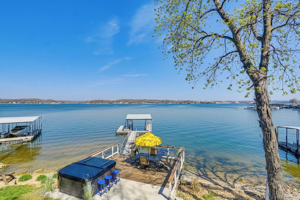 'bittersweet Lakefront Retreat' w/ Hot Tub & Dock!