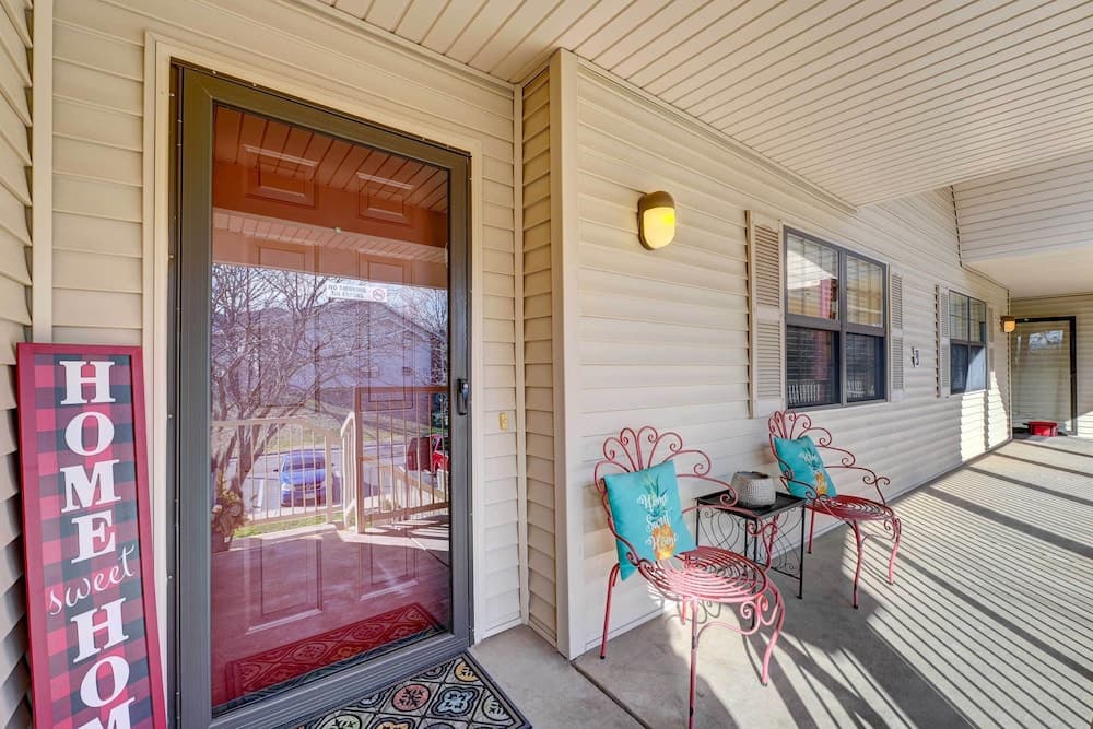 Branson Condo: 1 Mi to Dolly Parton's Stampede!