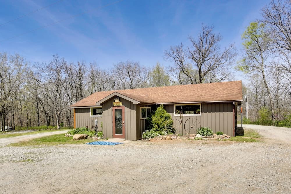 Cameron Nature Retreat: Hike, Bike & More!