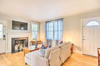 Family-friendly Columbia Home, 5 Mi to Usc!