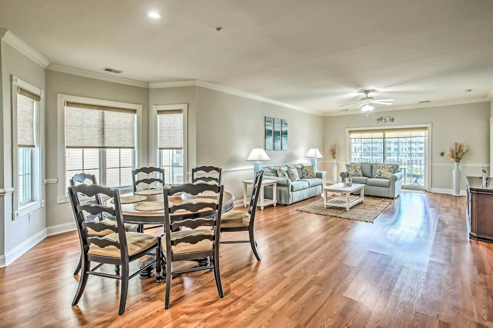 Magnolia Pointe Condo With Community Pool & More!