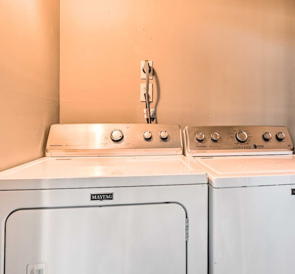 Myrtle Beach Condo ~ 2 Mi to Surfside Beach!