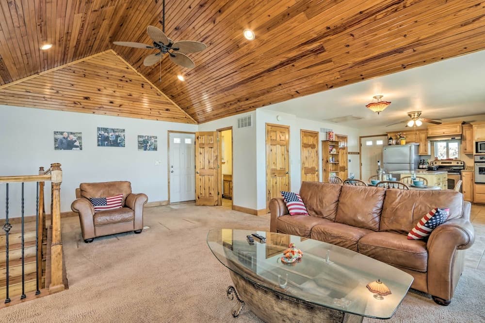 House w/ Deck Overlooking Lake of the Ozarks!