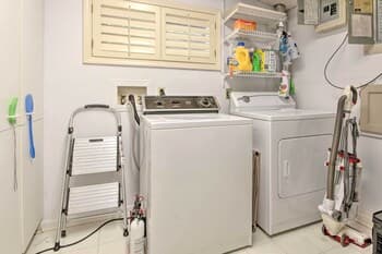 Waterfront Lake Ozark Home w/ Private Dock!