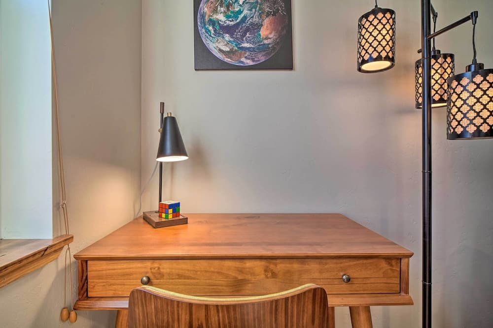 Chic Grants Pass Tiny Home ~ Half-mi to Dtwn!