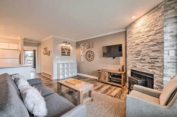 Chic Eden Condo w/ Pool Access < 5 Mi to Ski!