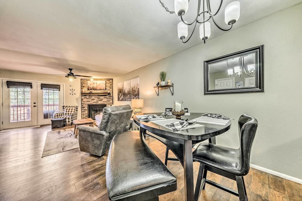 Cozy Ruidoso Condo w/ Grill & Mountain Views!