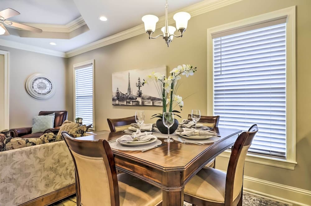 Diamondhead Condo - Marina, Pool Access & Golfing!