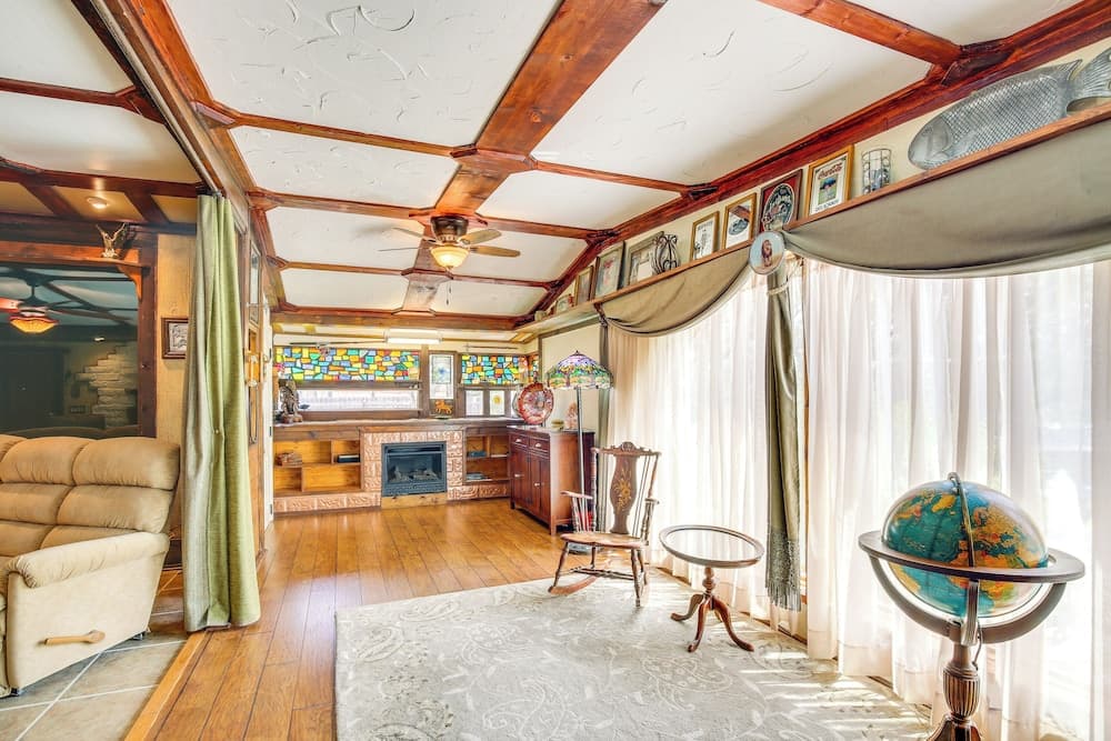 Kerrville Vacation Rental w/ Colorful Courtyard!