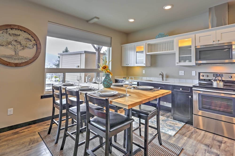 Manson Condo w/ Pool Access - Near Marina and Town