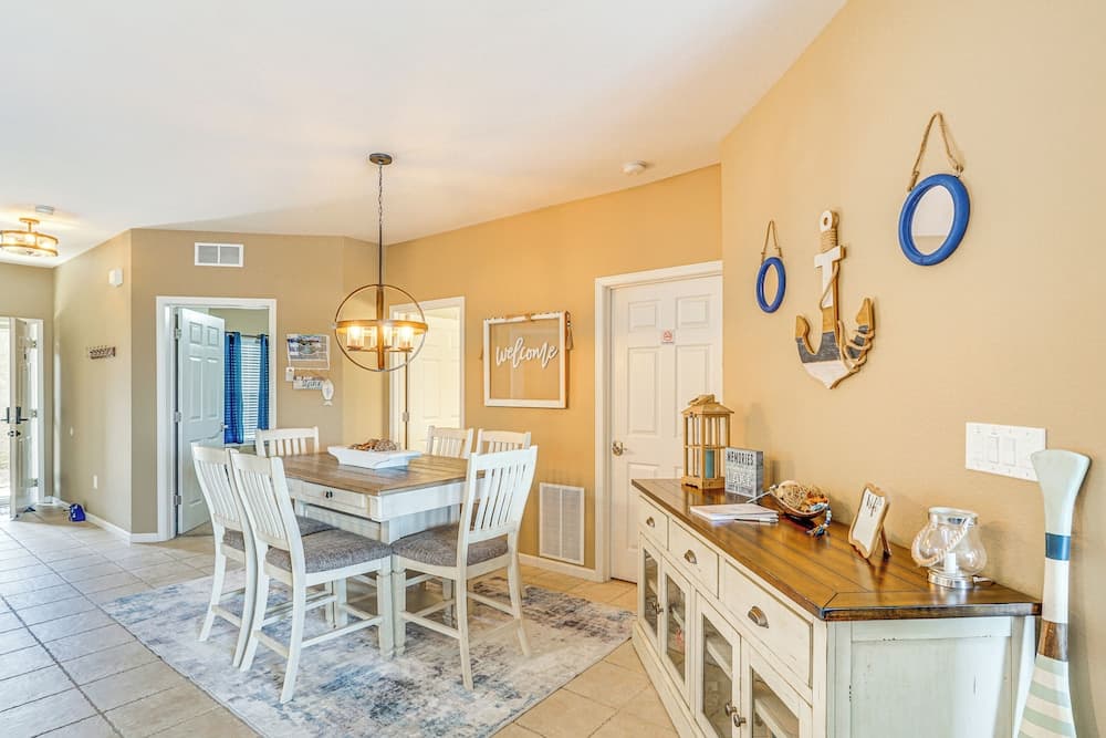 Osage Beach Condo Near Hiking & Shopping!