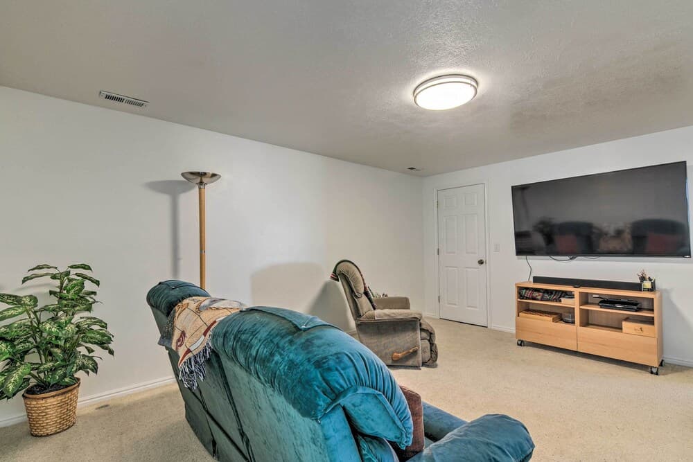 Outdoorsy Utah Paradise w/ Mountain Views!