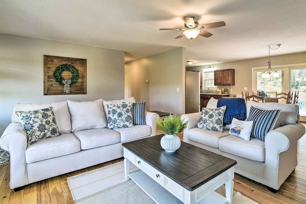 Secluded Retreat on 2 Acres Near Dale Hollow Lake!