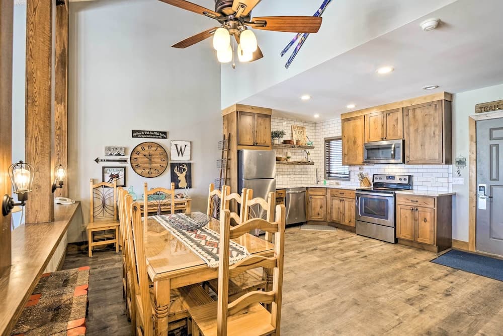 Ski-in/ski-out Granby Ranch Retreat w/ Mtn View!