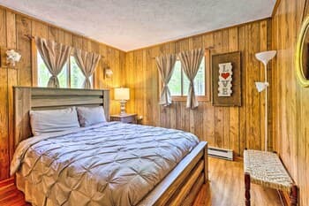 Big Bass Lake Home w/ Deck, Furnished Sunroom