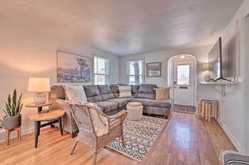 Central Boise Home Near Bsu, 1 Mi to Dtwn!