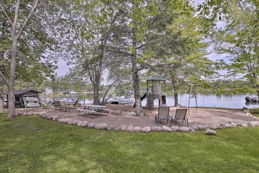 Lakefront New Auburn Apt w/ Sauna & Sun Porch