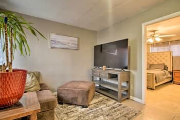 Pet-friendly El Paso Condo ~ 6 Mi to Dtwn!